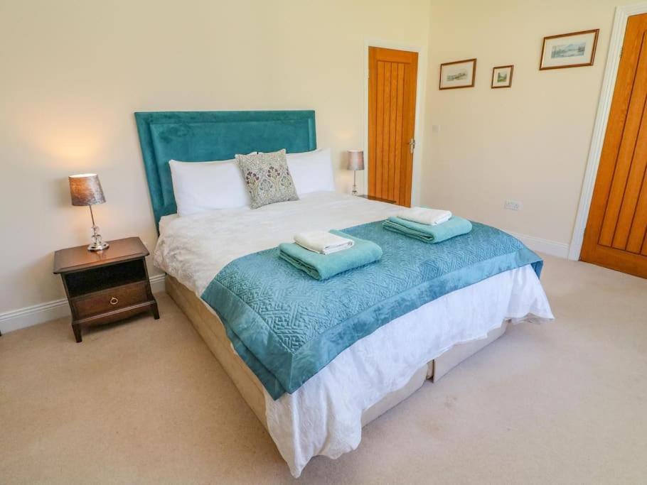 Two Acres- Spacious, Delightful, Pet Free Bungalow Levens Zewnętrze zdjęcie
